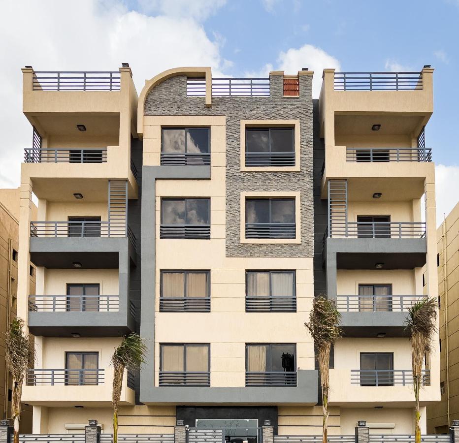 Apartment Bird Nest Near Auc *